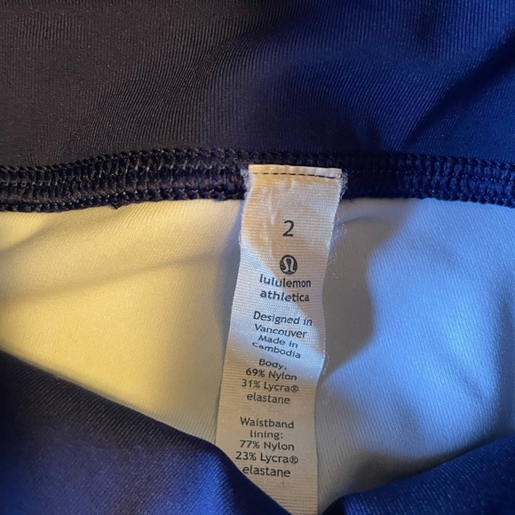 Lululemon Women’s leggings size 2 Blue​​ - Picture 3 of 3